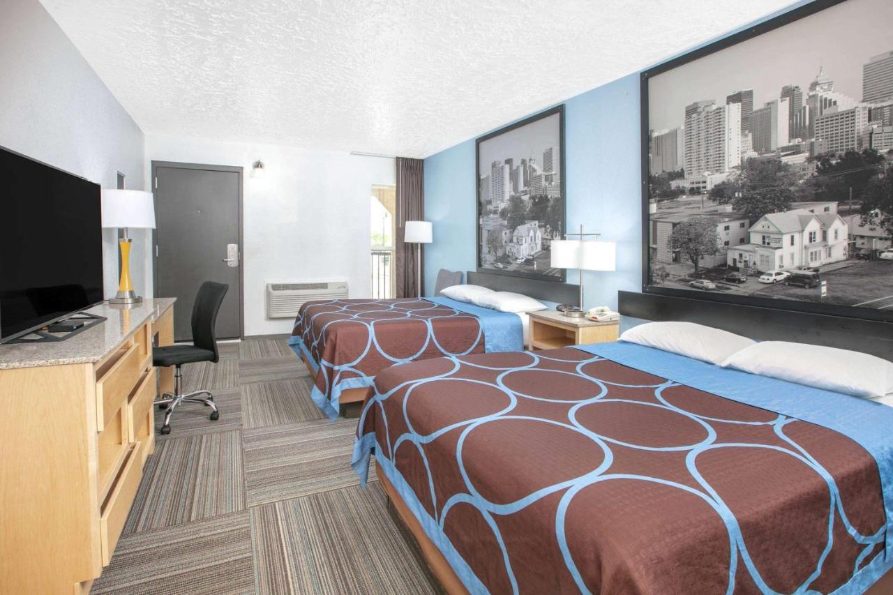 Super 8 By Wyndham City Of Moore Exterior foto